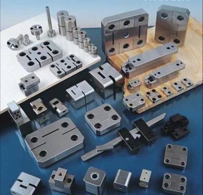 精密塑胶模具核心组件定制专家 导位固定块、定位块与边锁的专业解决方案